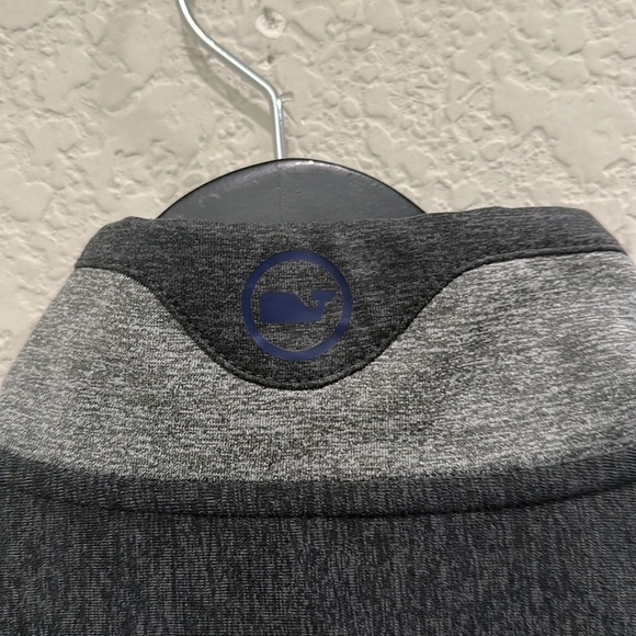 Vineyard Vines 1/4 zipper men’s small - Picture 7 of 9